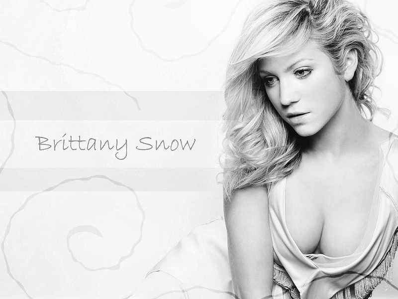 Brittany Snow Wallpaper