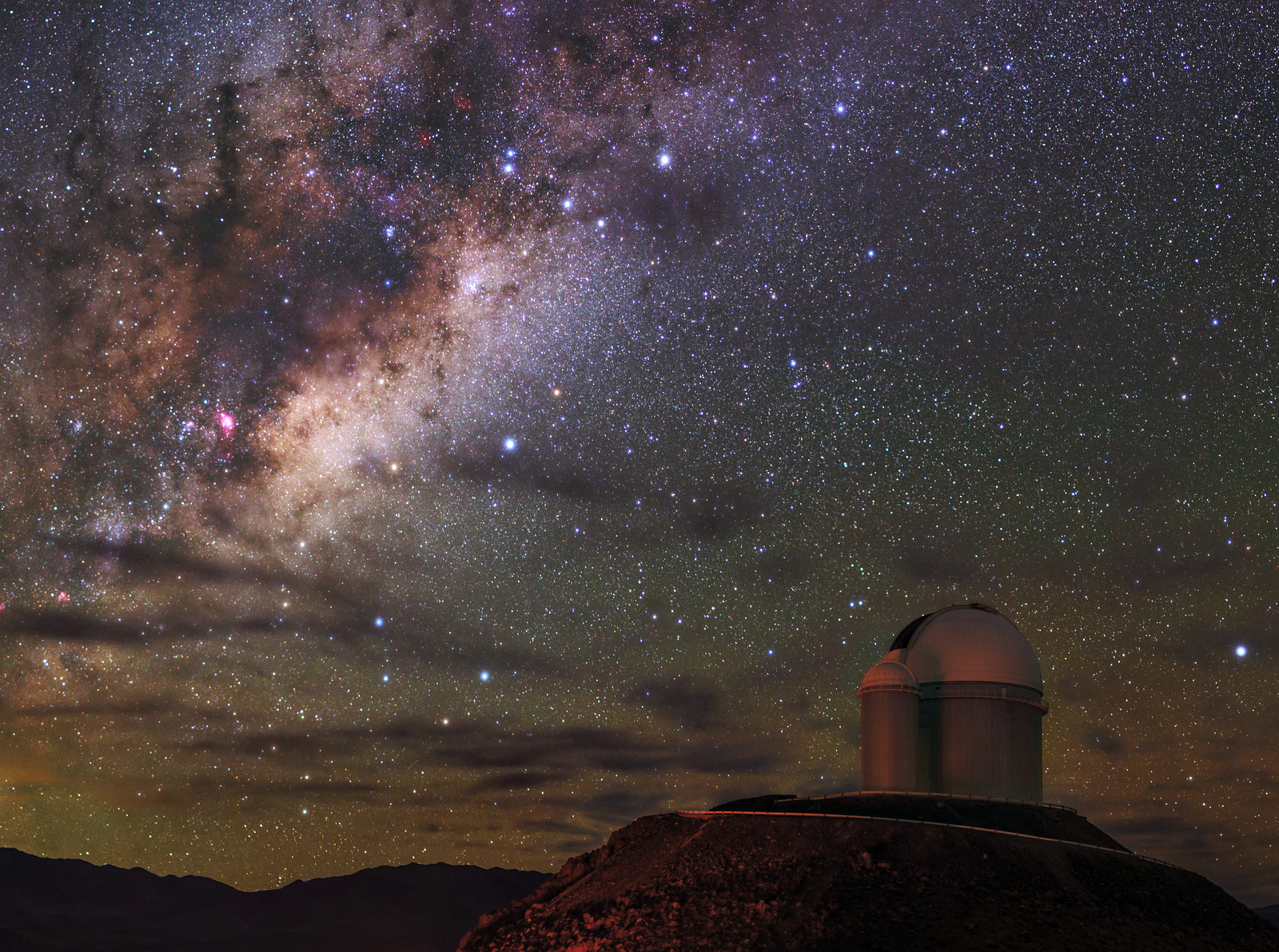 Radiance of Milky Way over La Silla ESO