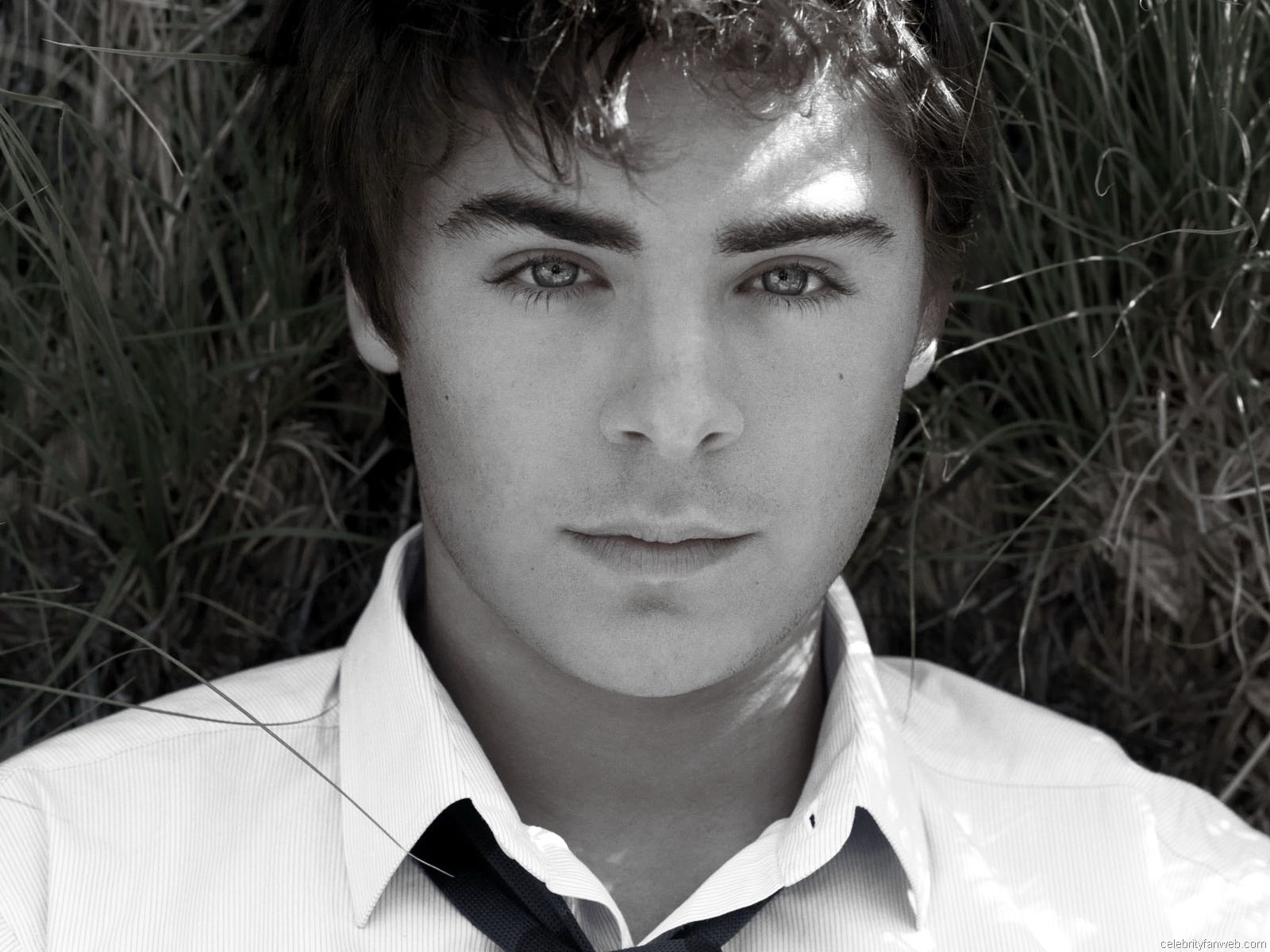 Zac Efron Wallpaper Pictures