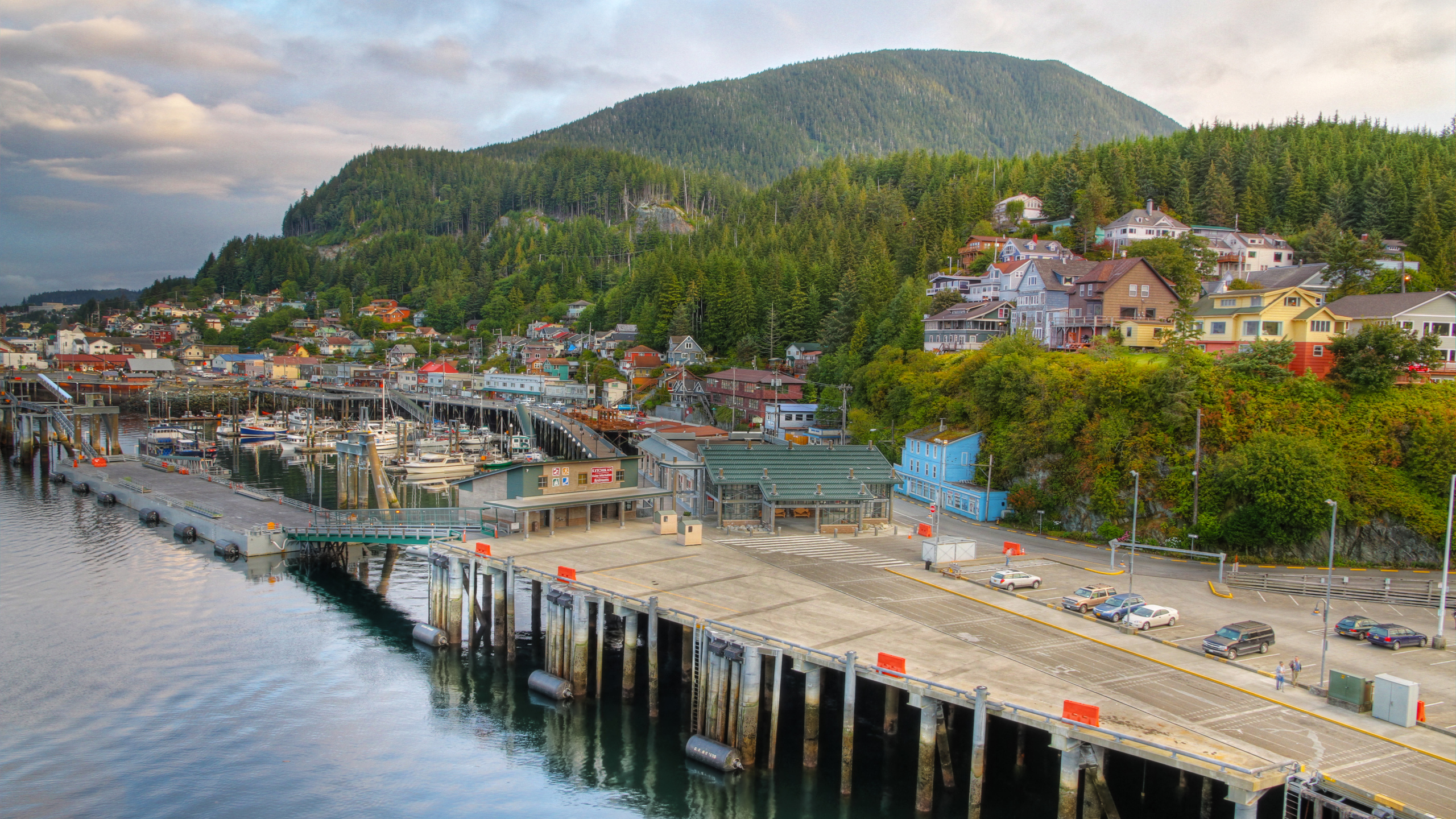 Small Tour Planes Collide In Alaska Leaving Dead Missing