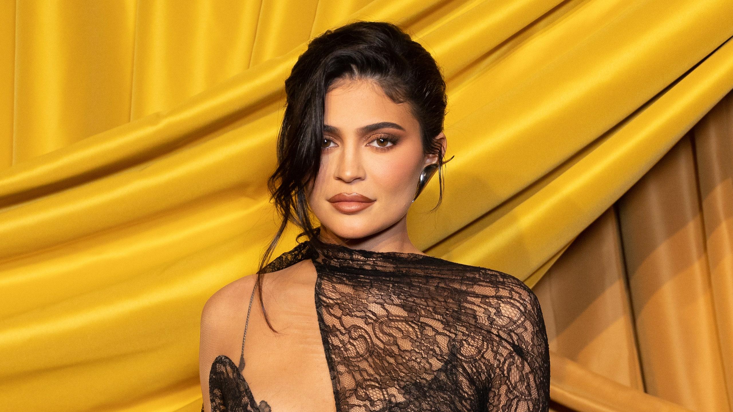 Kylie Jenners Sheer Lingerie Fit Is a Literal Spin on a Wrap