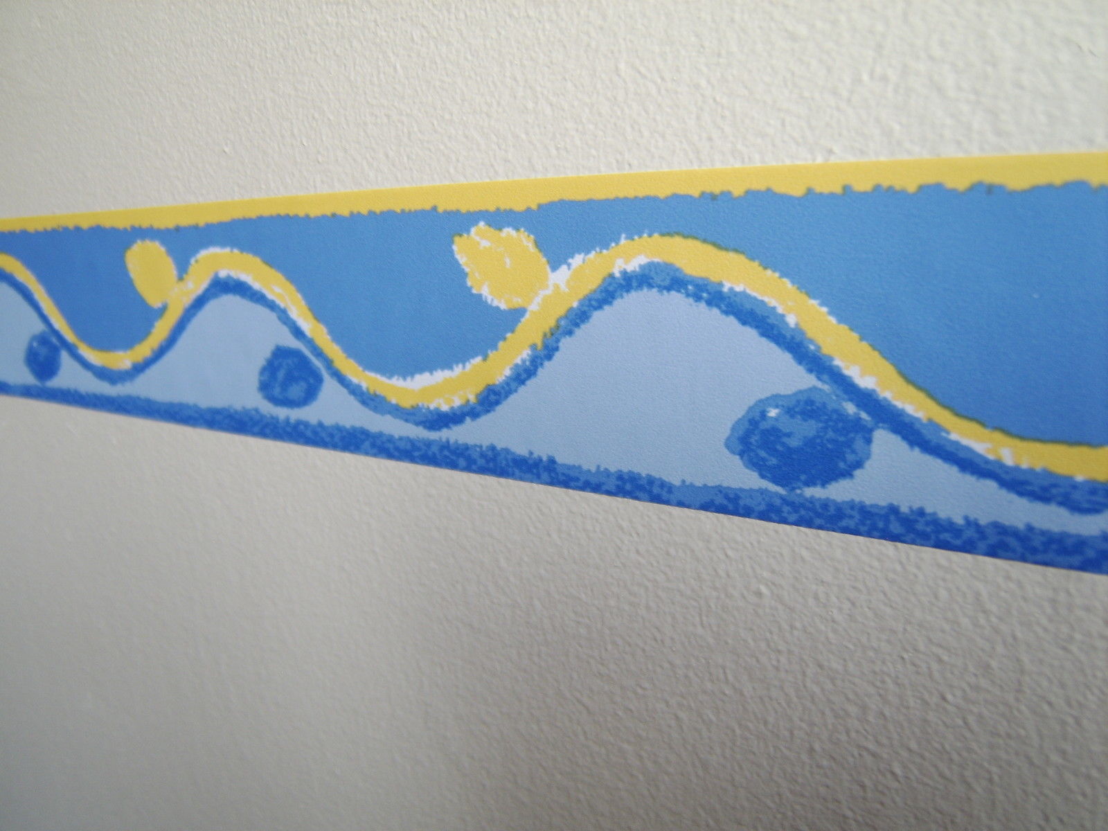 Blue Yellow Wave Bed Room Wallpaper Border Self Adhesive 5m X 5cm
