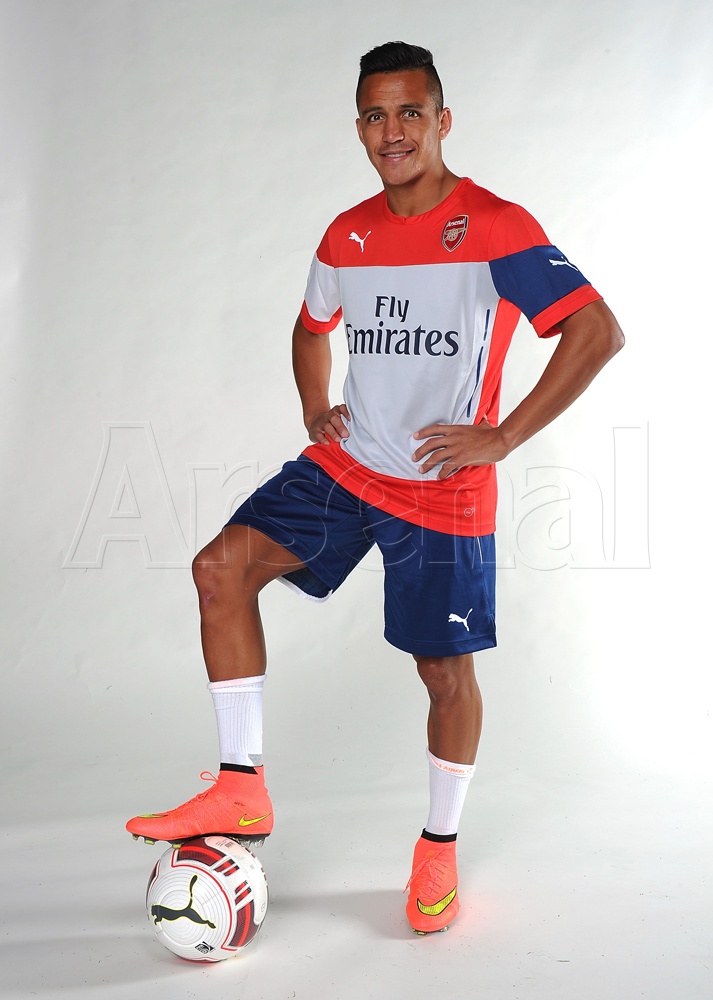 Pictures Alexis In Arsenal Colours News Archive