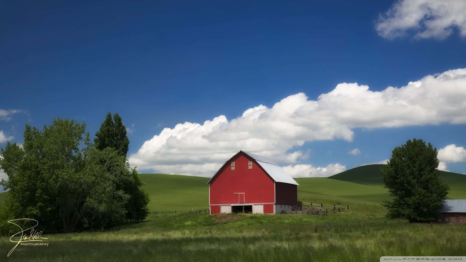 Farmhouse Desktop Wallpaper