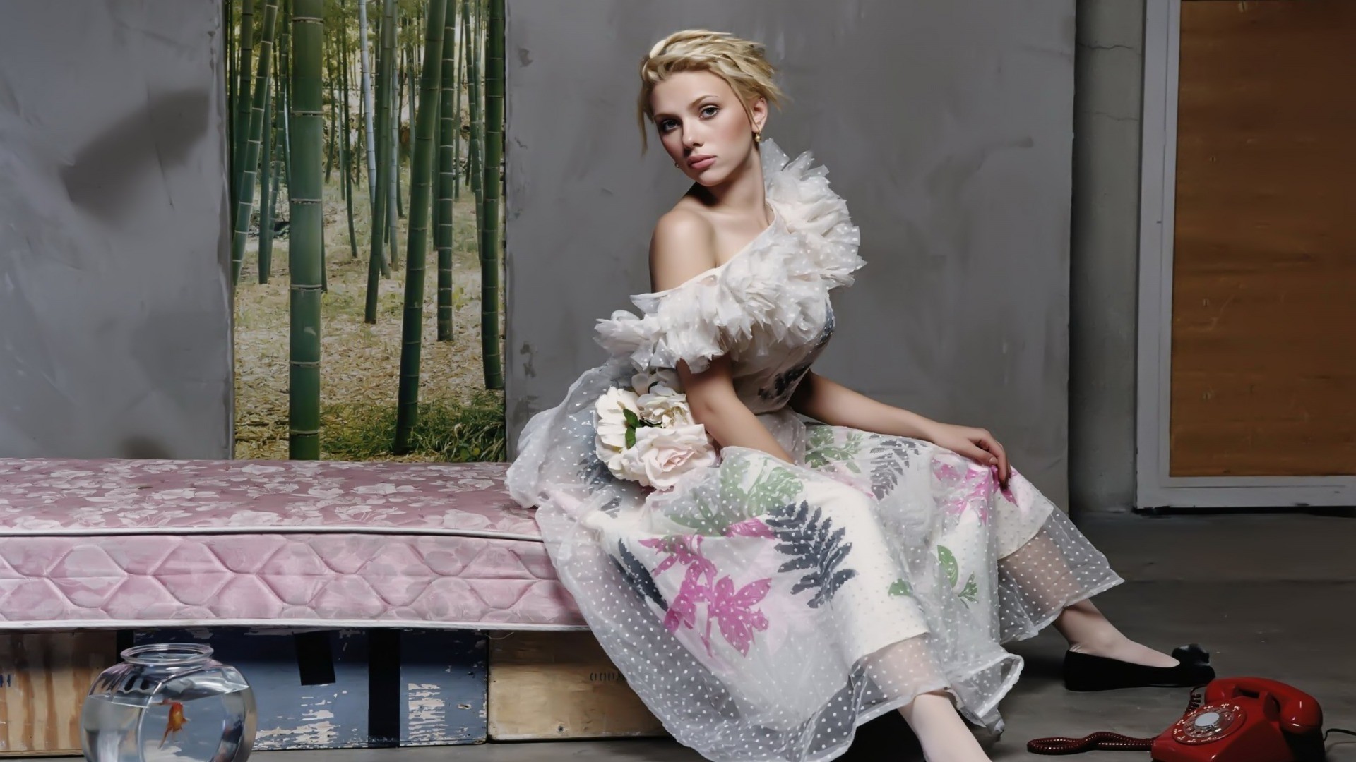 Scarlett Johansson Photoshoot HD Wallpaper Of Celebrities
