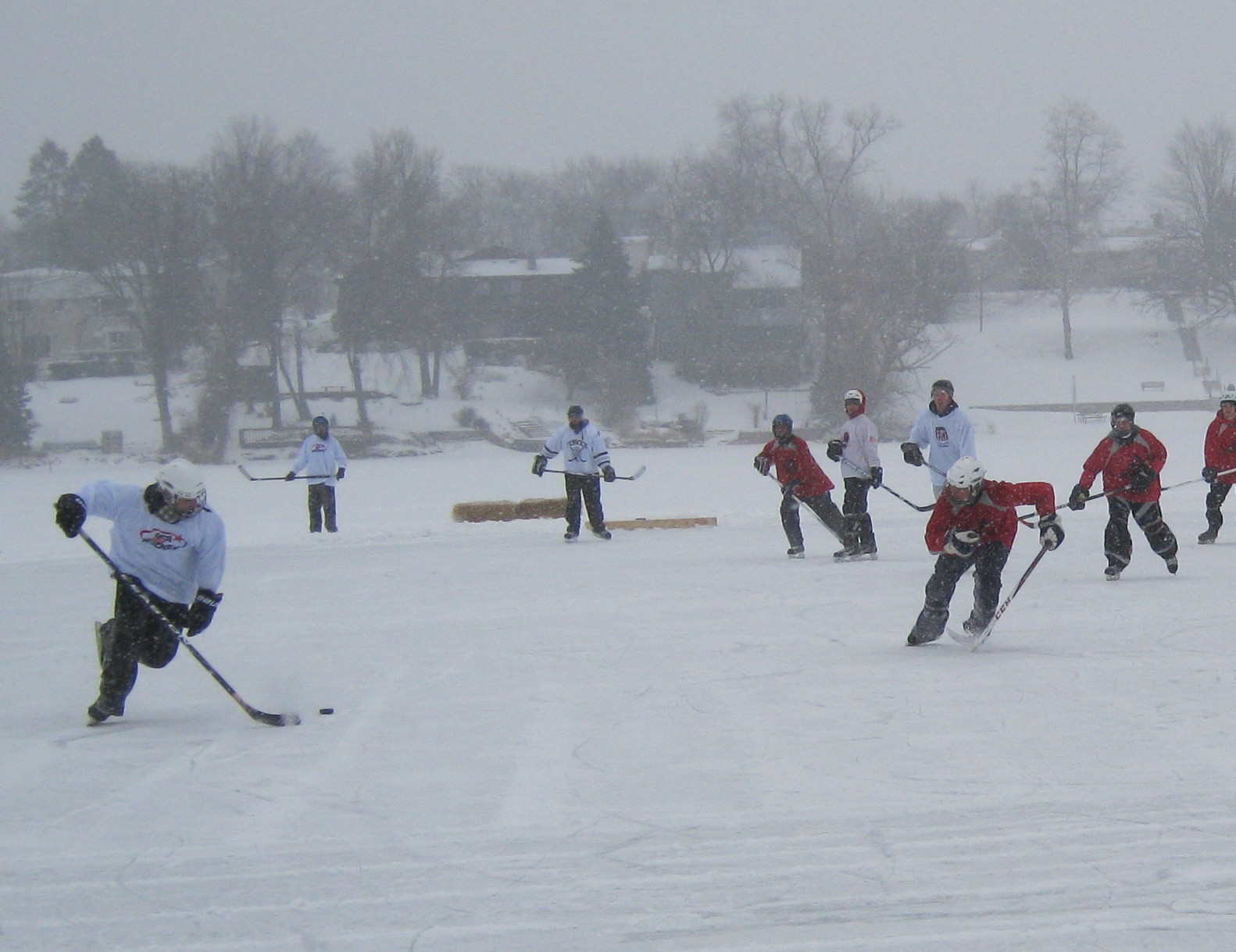 Pond Hockey iPhone Wallpaper Lith Team Toews And