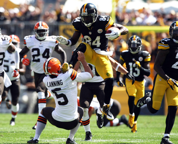 The Steelers Antonio Brown Karate Kicked A Punter And Inter