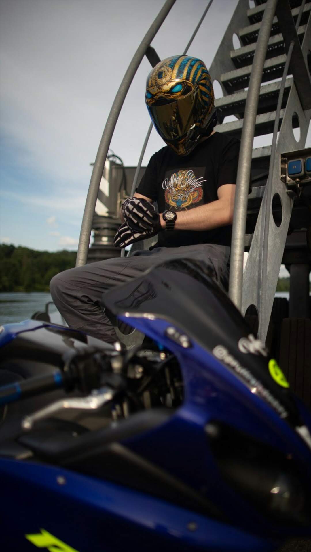 Riders Wallpaper