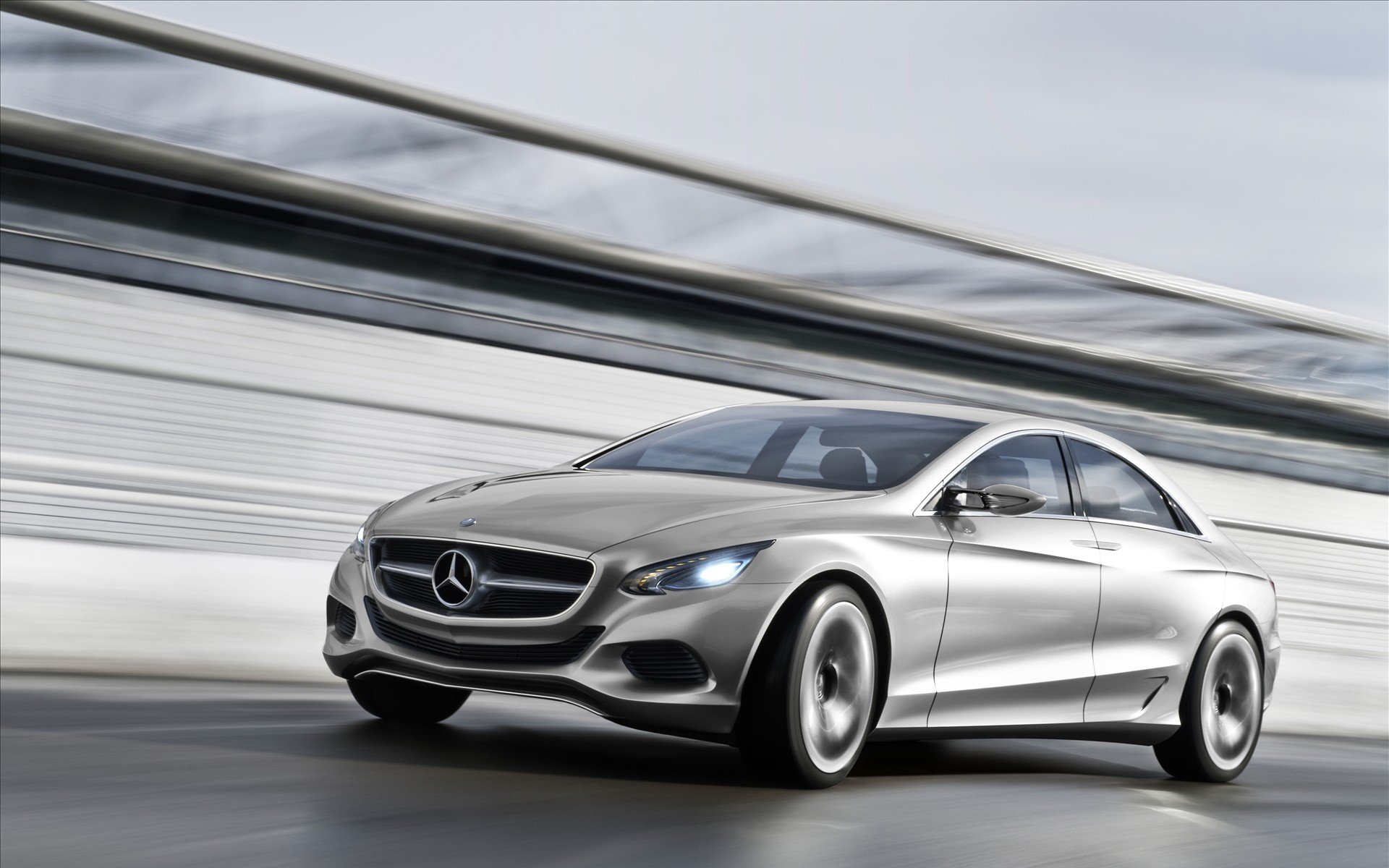 Mercedes F800 Vehicle HD Wallpaper