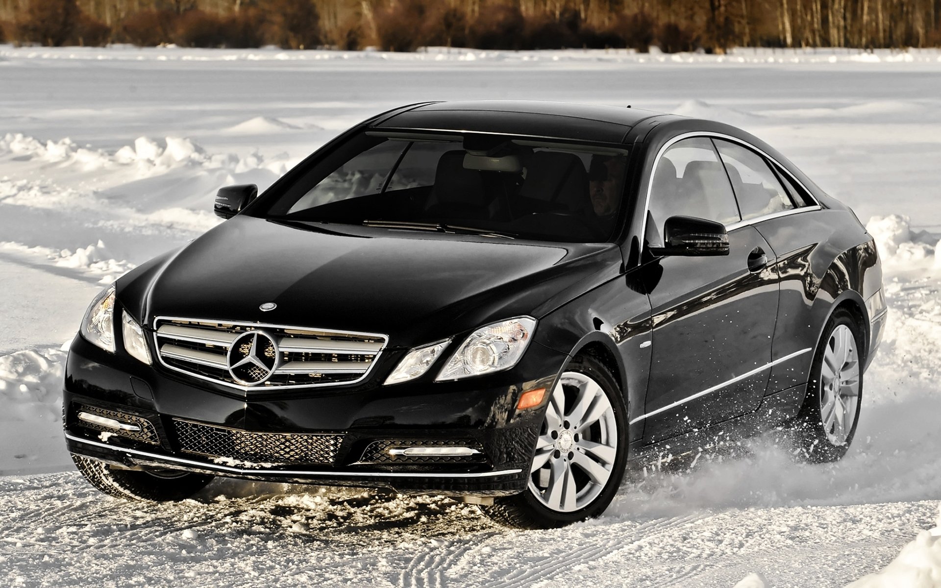 Mercedes Elegance Wallpaper
