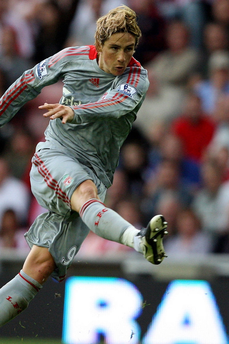 Wallpaper Fernando Torres Strike Football