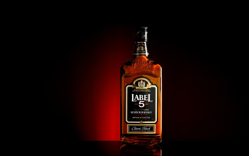 Bottles Alcohol Whiskey Drinks Black Background Wallpaper