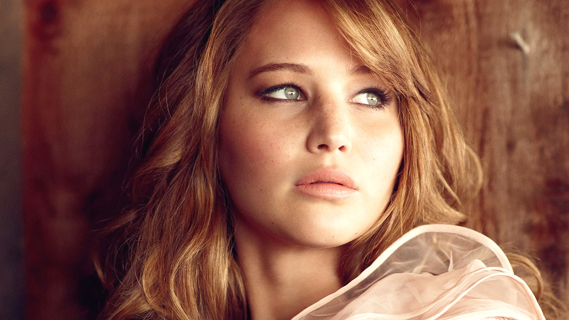 Hollywood Actress HD Wallpaper