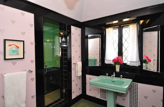 Replace The Sink And Window Treatments Paint Inside Of