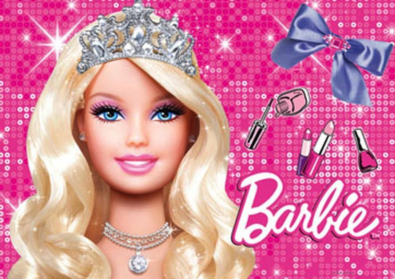 Barbie In Makeup Wallpaper