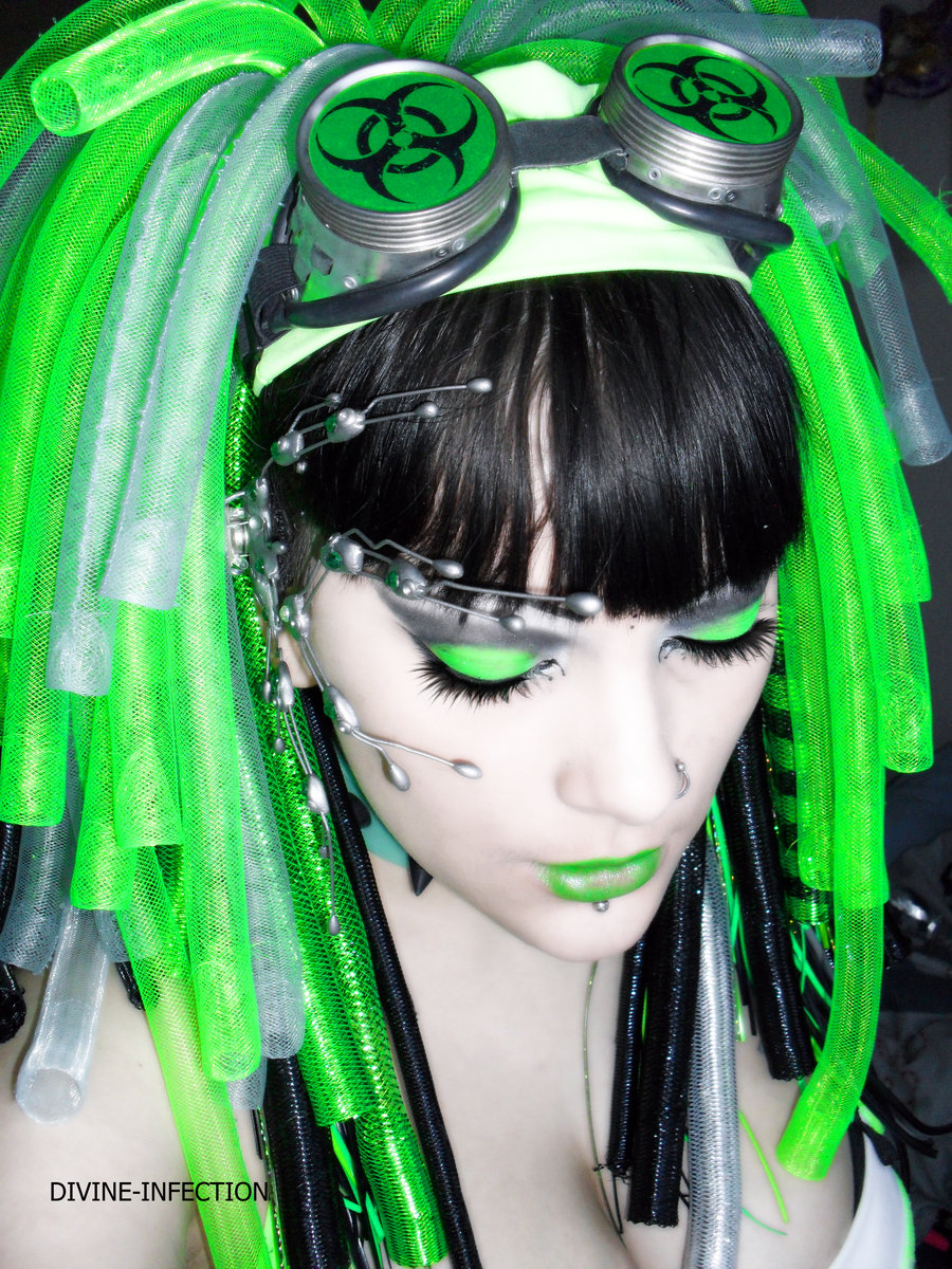 Cybergoth by D1V1N3 1NF3KT1ON on