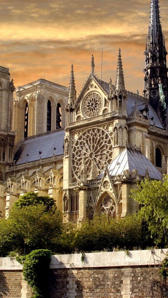 Notre Dame iPhone Background
