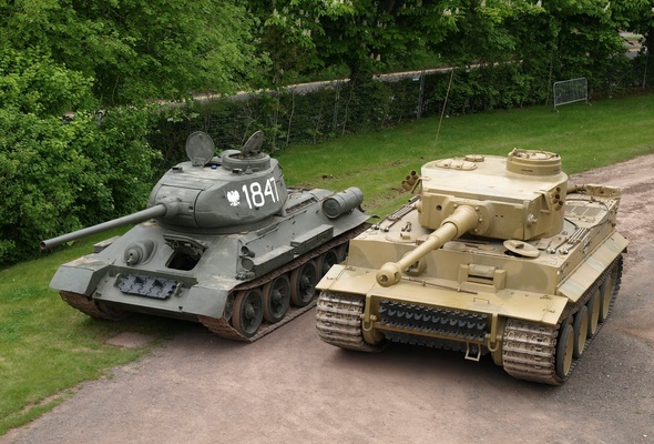 Wallpaper tank fence T 34 Tiger Panzerkampfwagen Tiger Ausf E