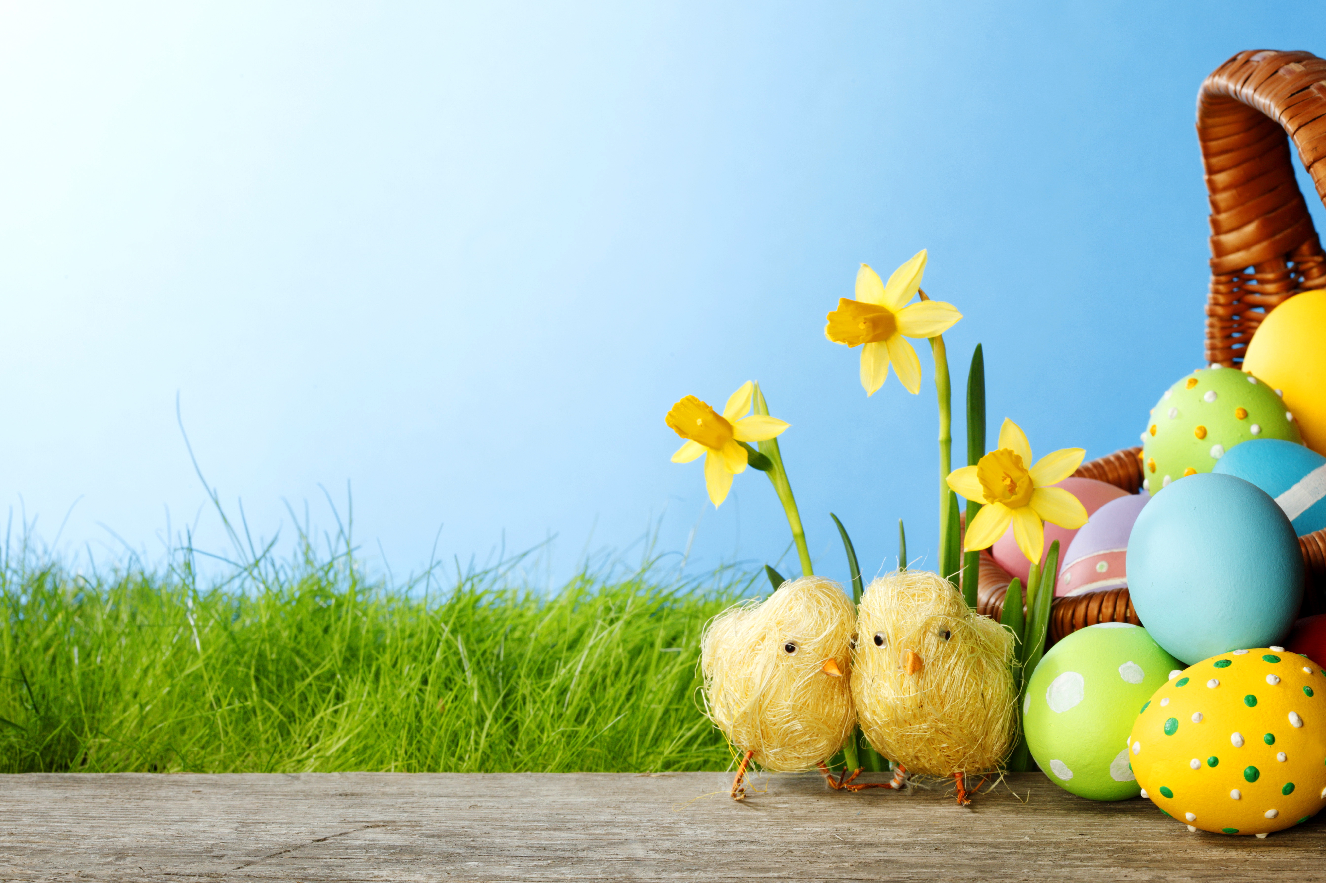 Easter Holiday Wallpaper HD Image