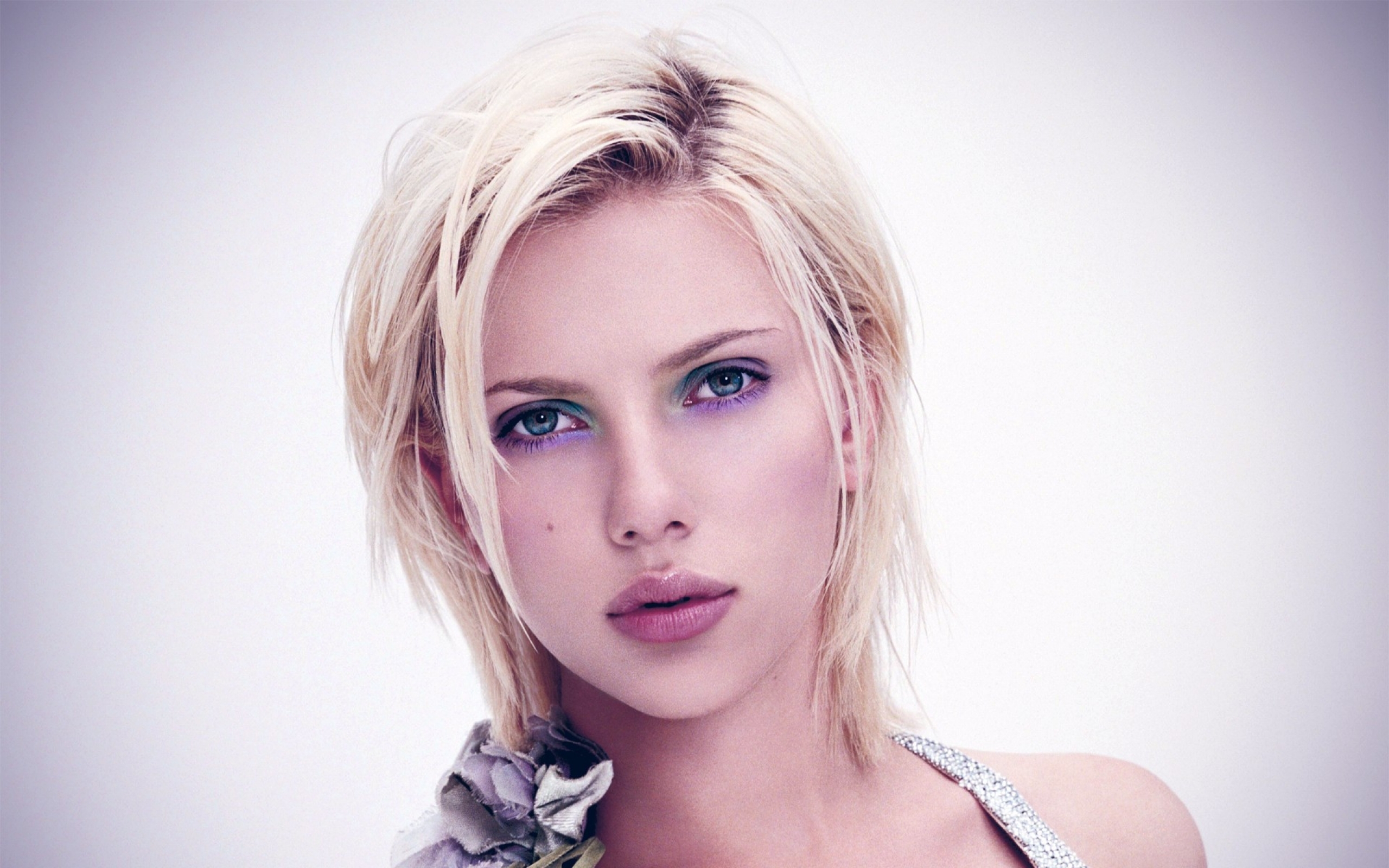 Scarlett Johansson Full HD Wallpaper And Background