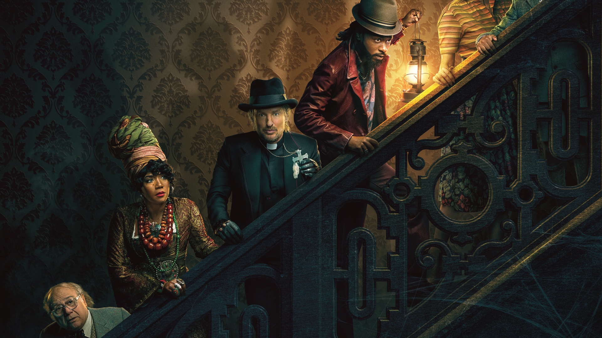 Haunted Mansion Wallpaper 4k Danny Devito Owen Wilson