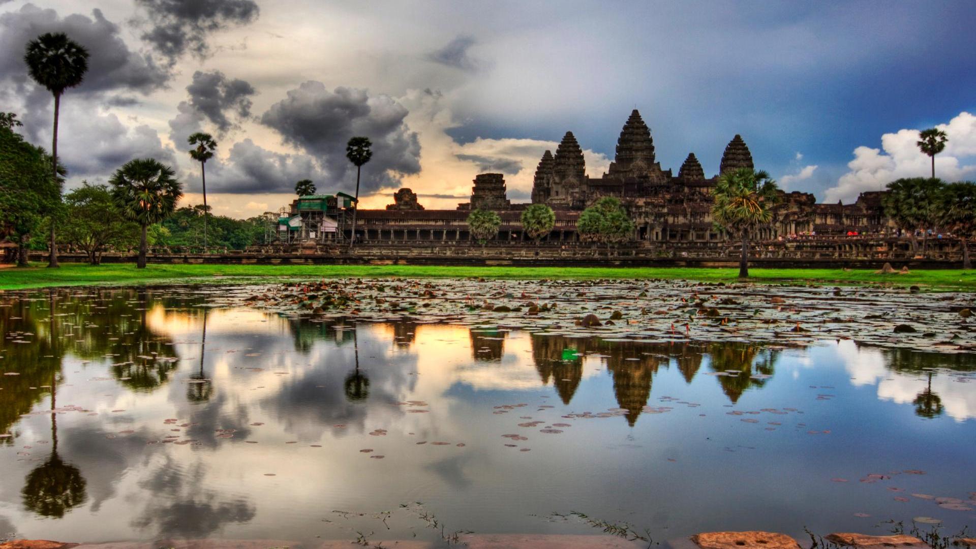 Sunrise Discovery Of Angkor Wat HD