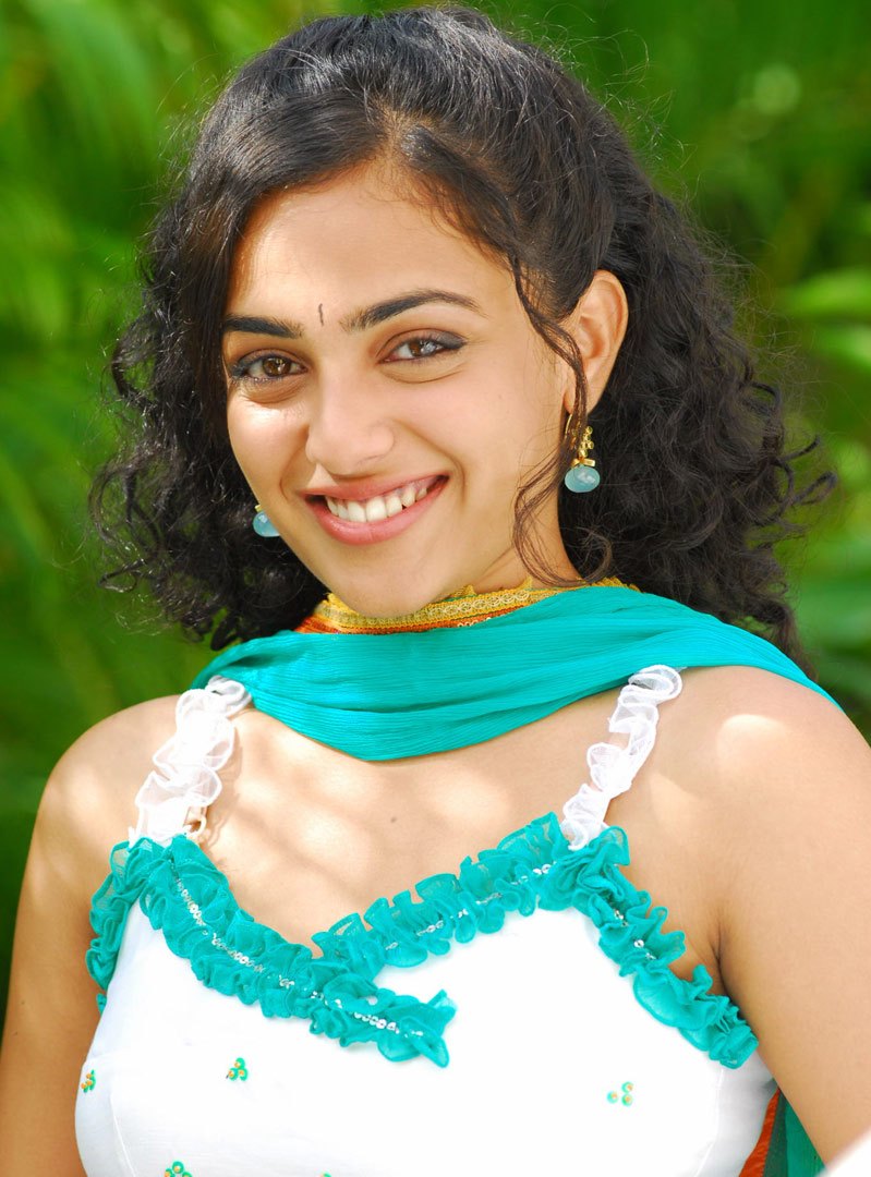 Free Download Hollywood Hoties Indian Hot Actress Nithya Menon [799x1080] For Your Desktop