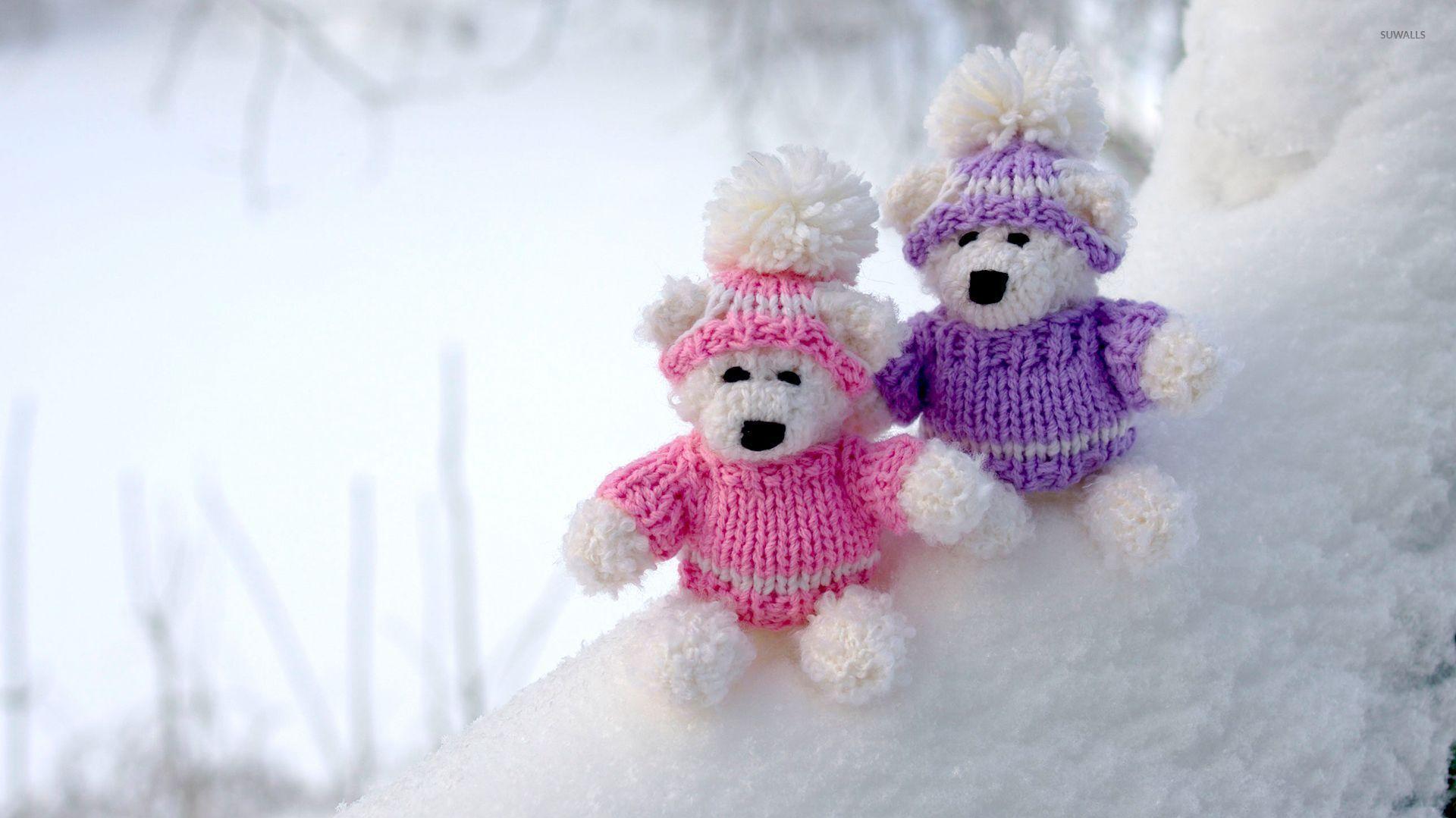 Teddy bear couple on snowy ground wallpaper   Photography