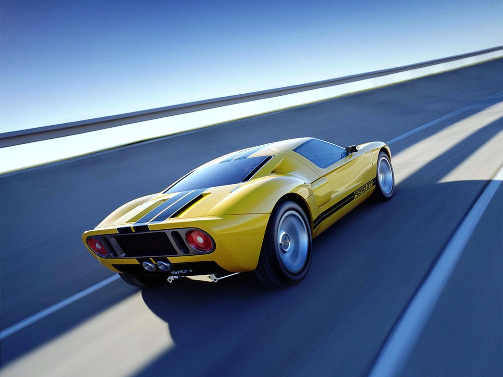 Yellow Ford GT 40 for speed   screensavers