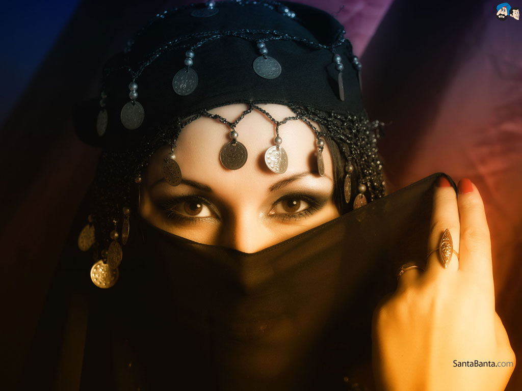 Arab Women In Hijab Wallpaper