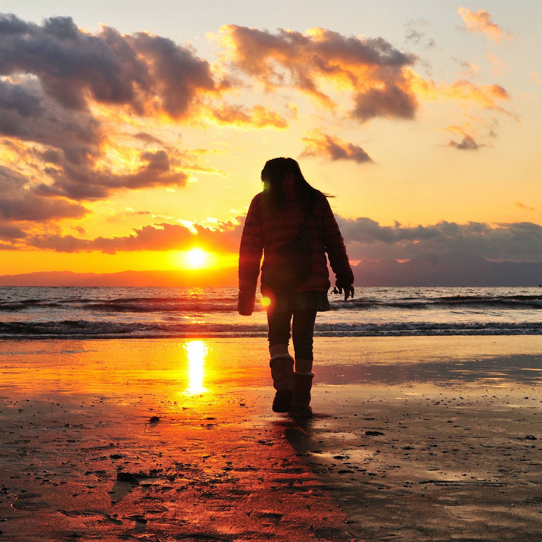 Sea Beach Light Sunset People Walk Alone iPad Pro Wallpaper