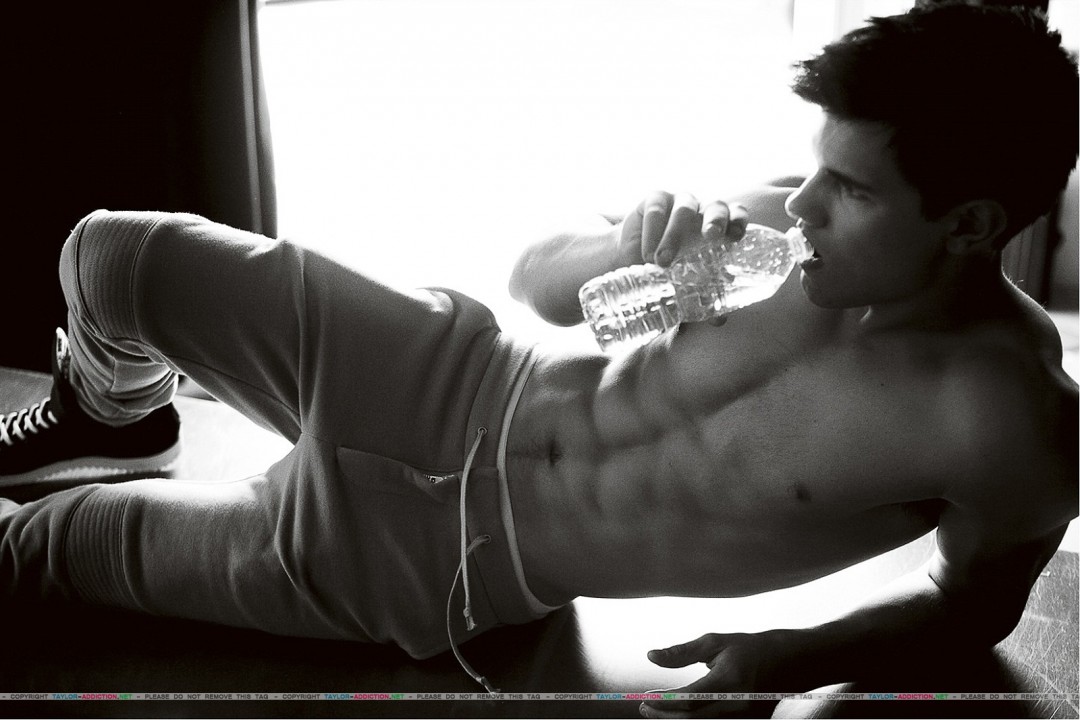 Taylor Lautner Shirtless Photoshoot HD Wallpaper