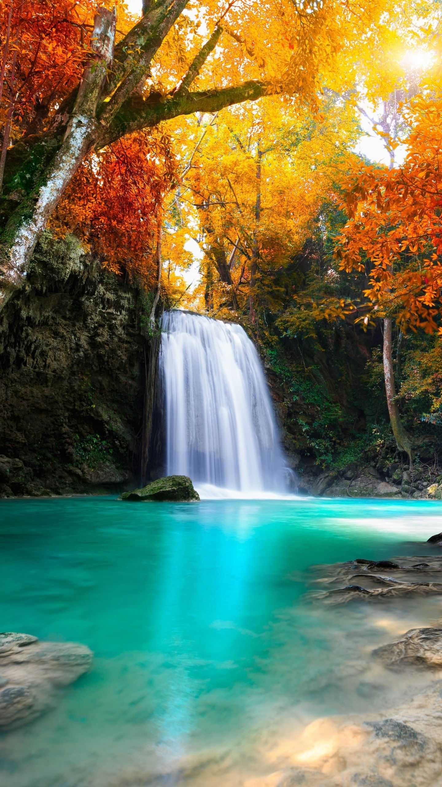 Waterfalls Wallpaper