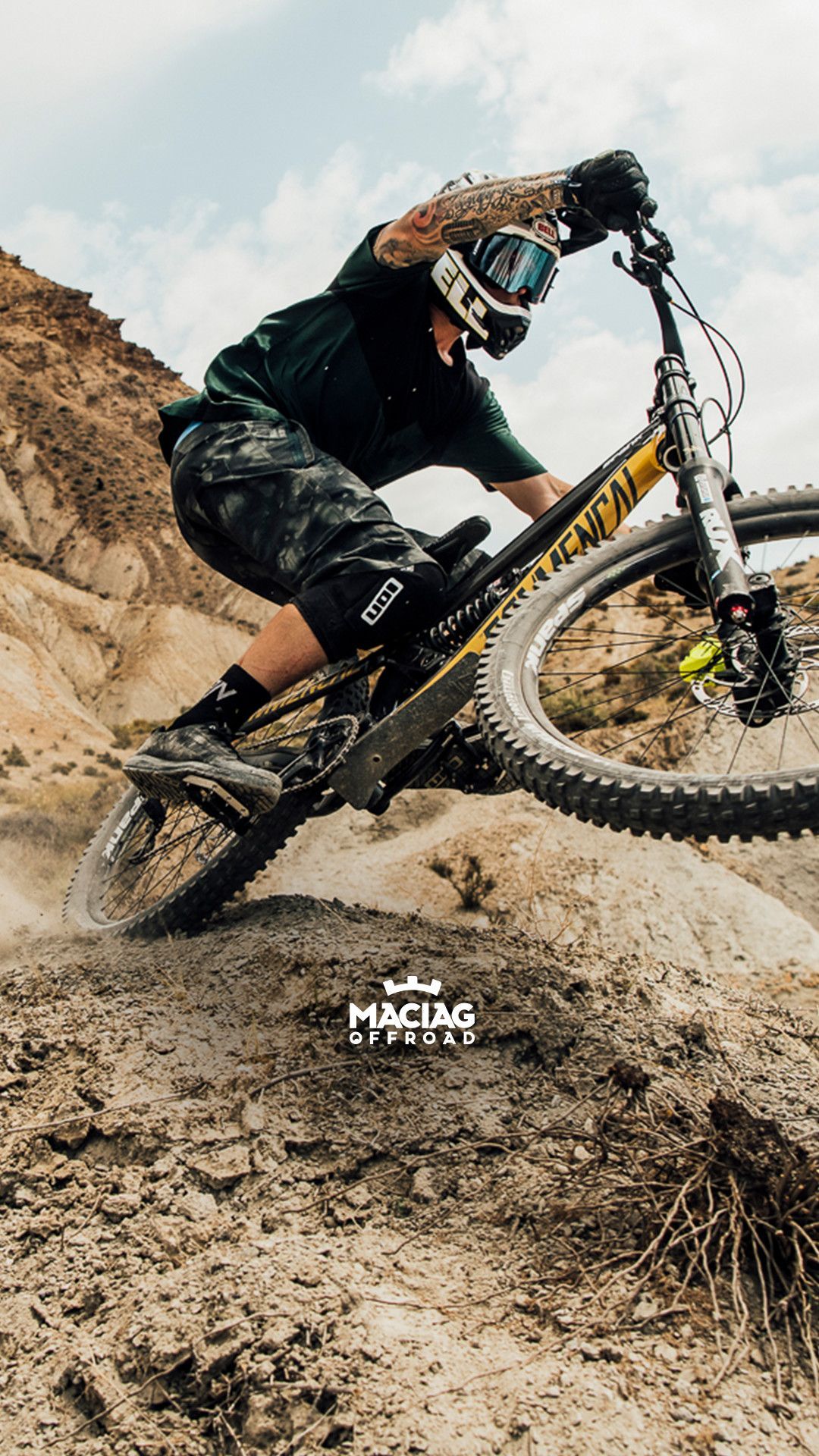 200+] Mountain Bike Wallpapers | Wallpapers.com