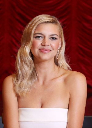 Kelly Rohrbach   Baywatch Press Conference in South