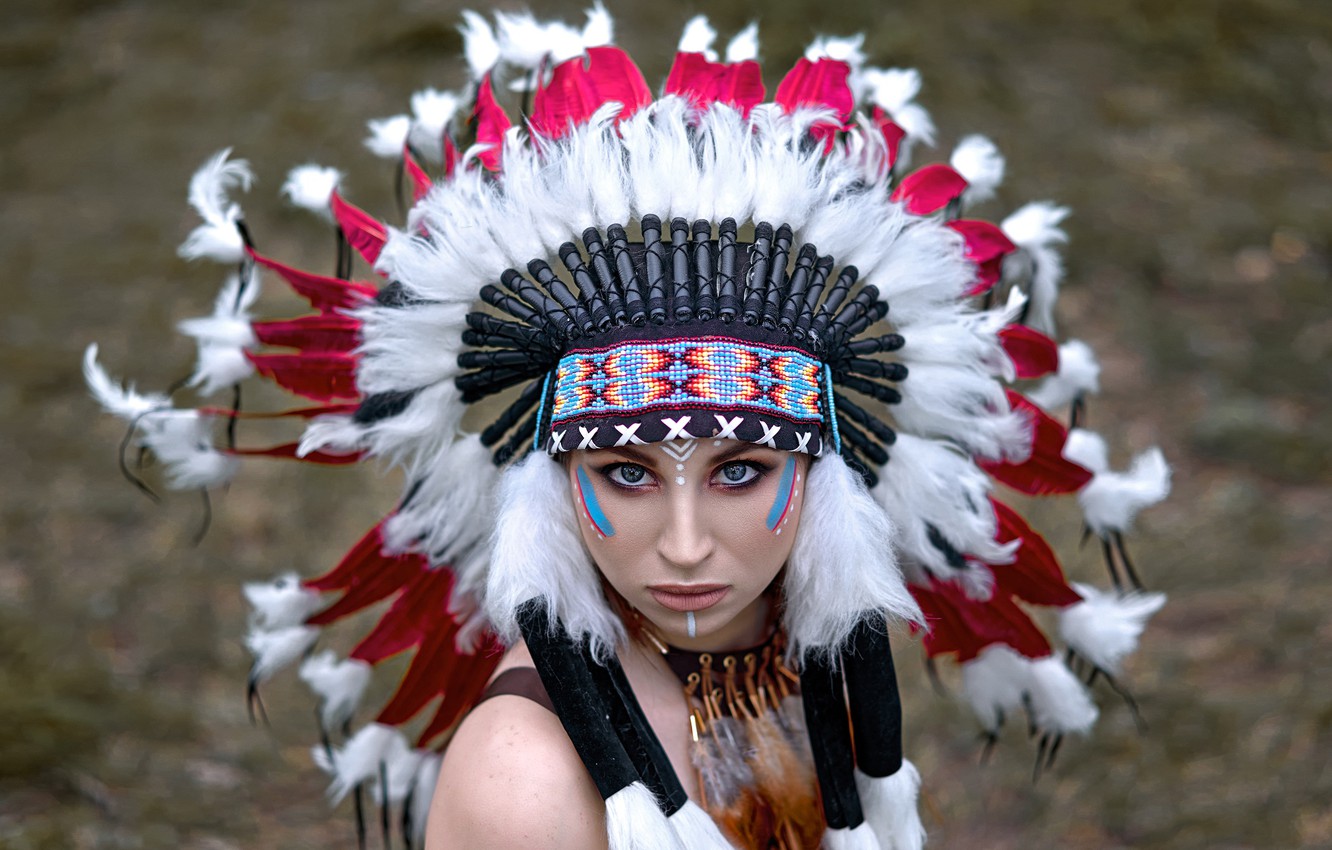 Wallpaper Look Girl Face Feathers Paint Roach Vyacheslav