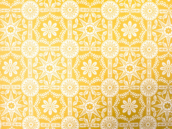 Retro Wallpaper   Vintage Yellow and White Folk Floral Pattern   The