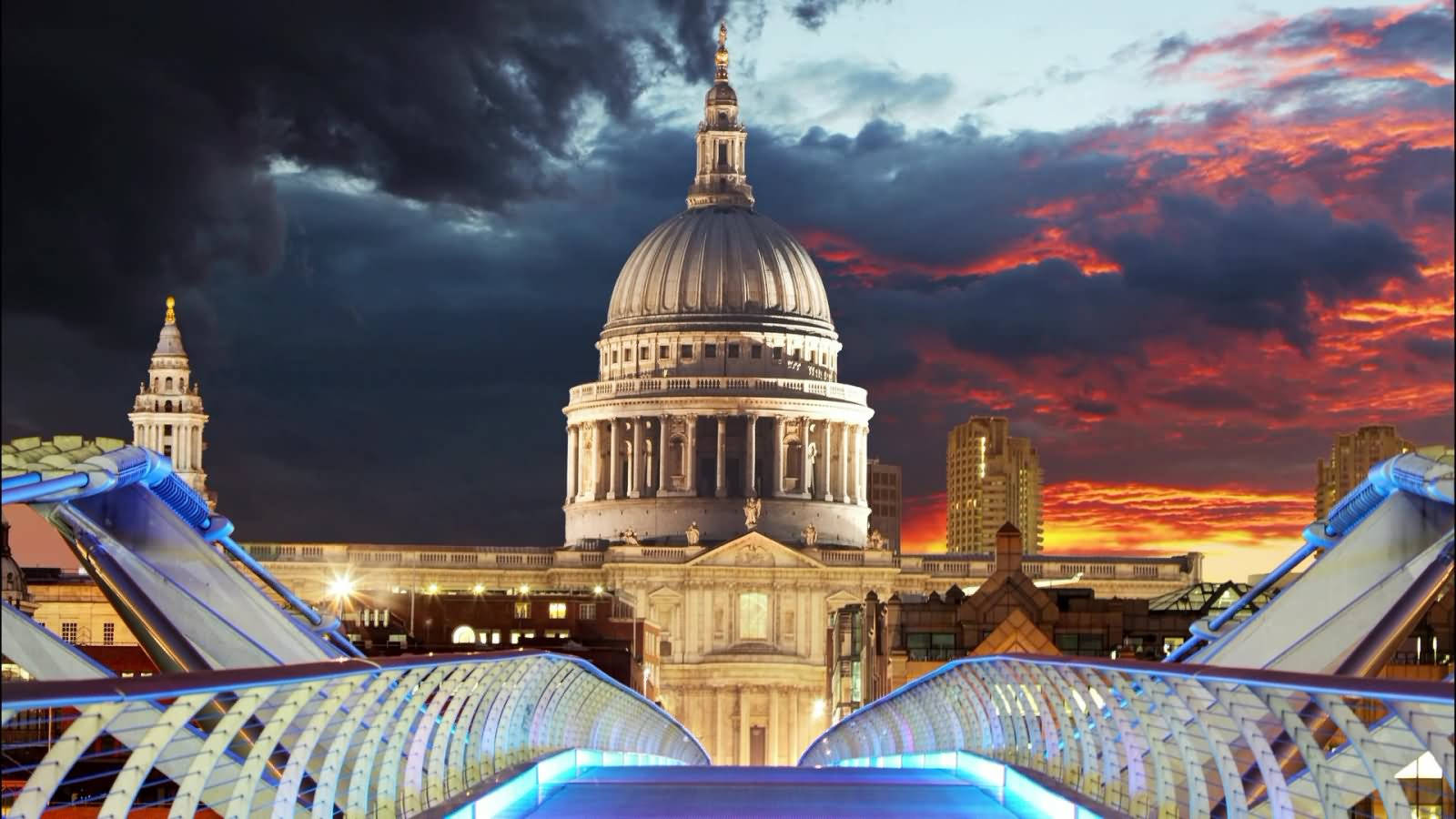 St Paul From Millennium Bridge Wallpaper