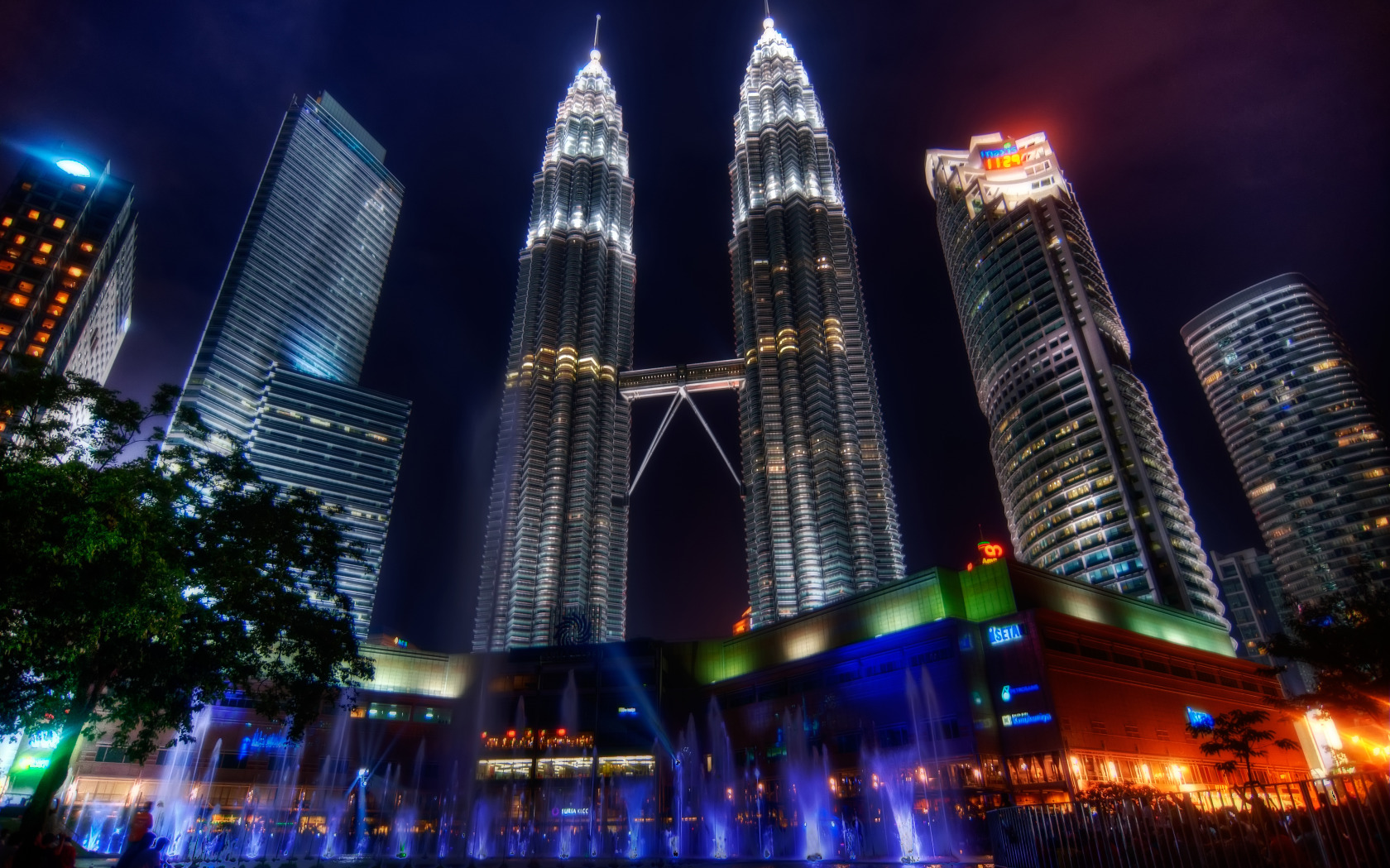 Kuala Lumpur Twin Towers Wallpaper