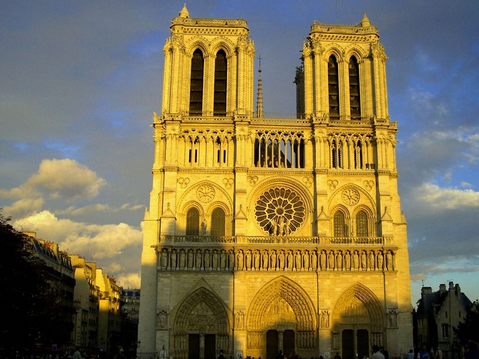 Notre Dame Cathedral Paris Wallpaper Pictures
