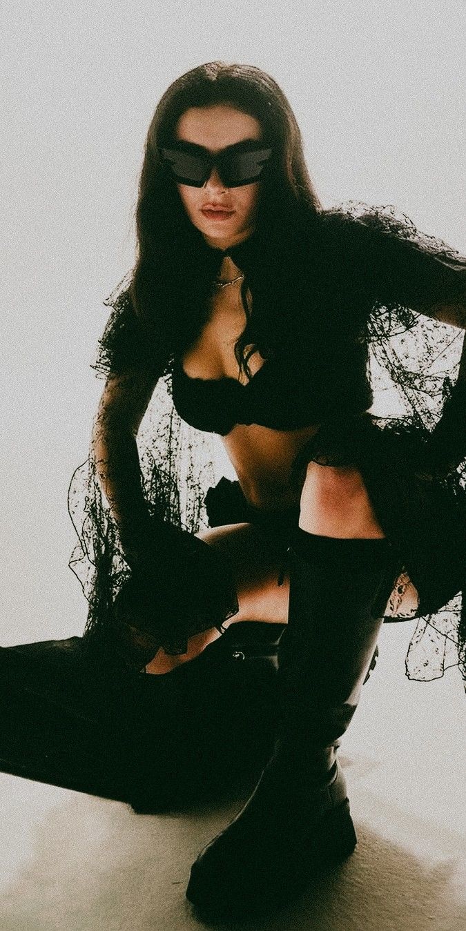Charli Xcx Wallpaper