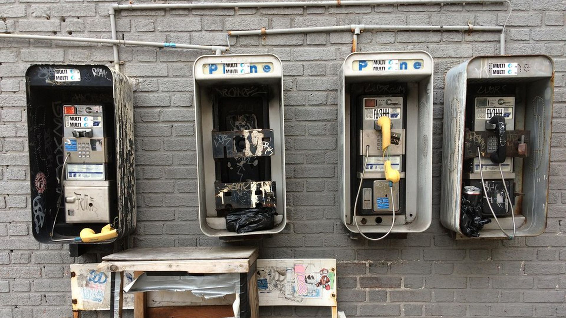 Fcc No Longer Cares To Regulate Pay Phones Because There Are So