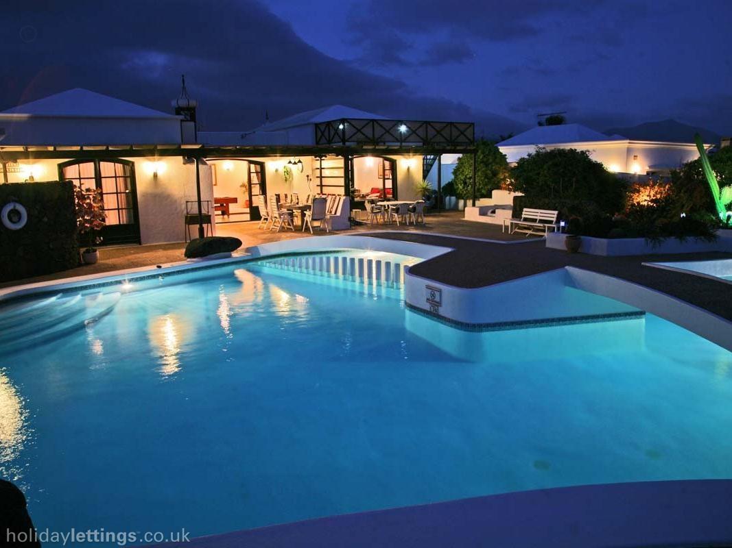 Photo Beautiful Villa In Playa Blanca Canary Islands Villas