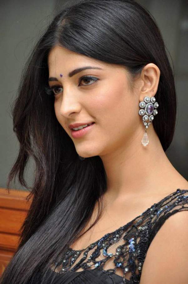 Desktop Wallpaper Bollywood Actress H775764 Girls HD Image