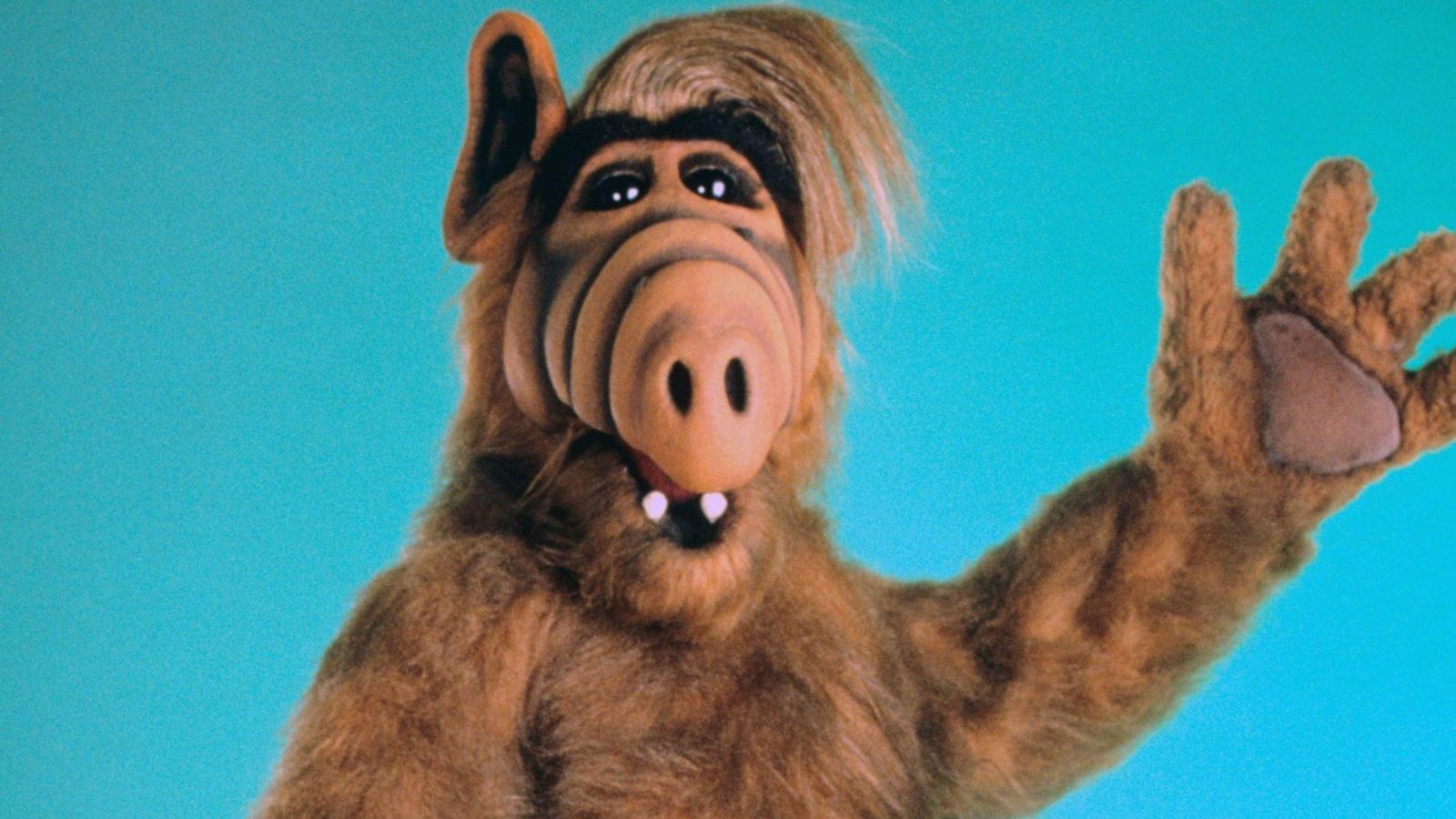 Alf Is The 1980s To Get A Tv Reboot Quartzy