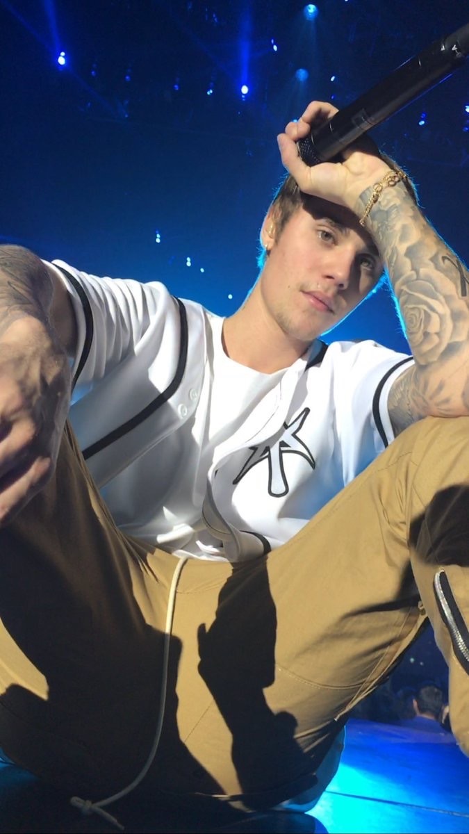 iPhone Wallpaper Shared By Kidrauhl On We Heart It
