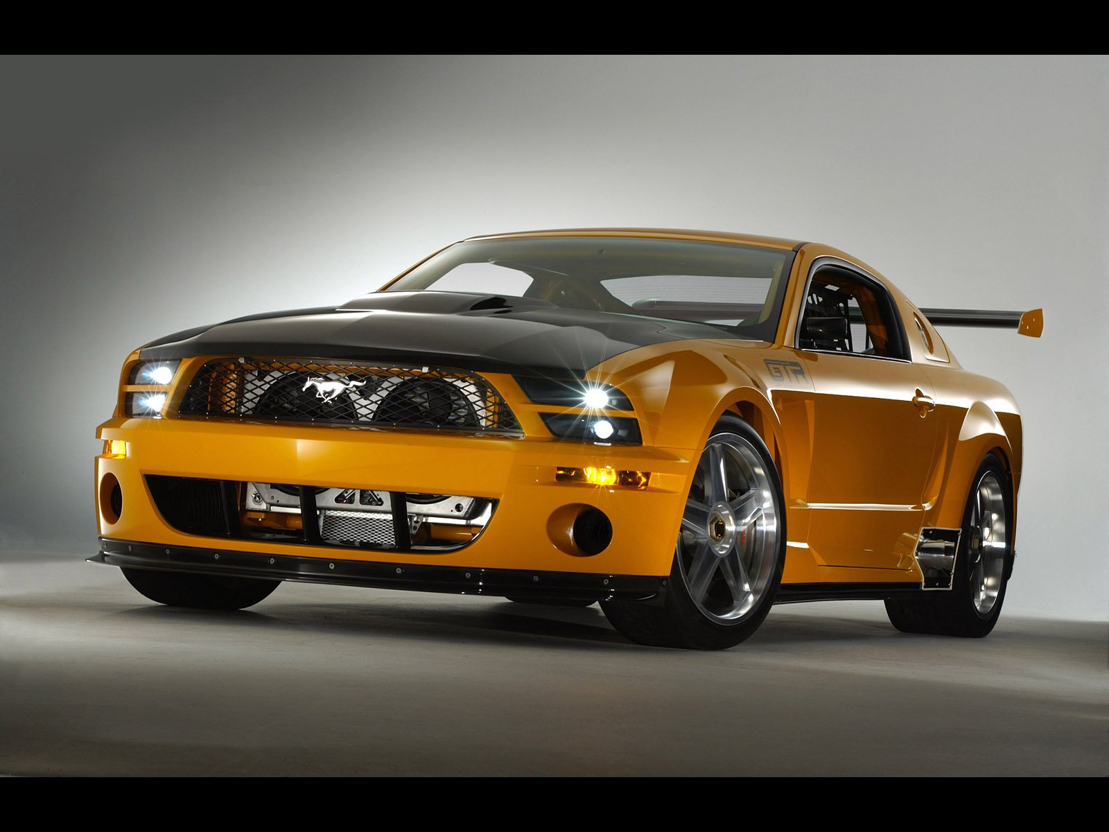 Mustang Gt Luxury Car Wallpaper