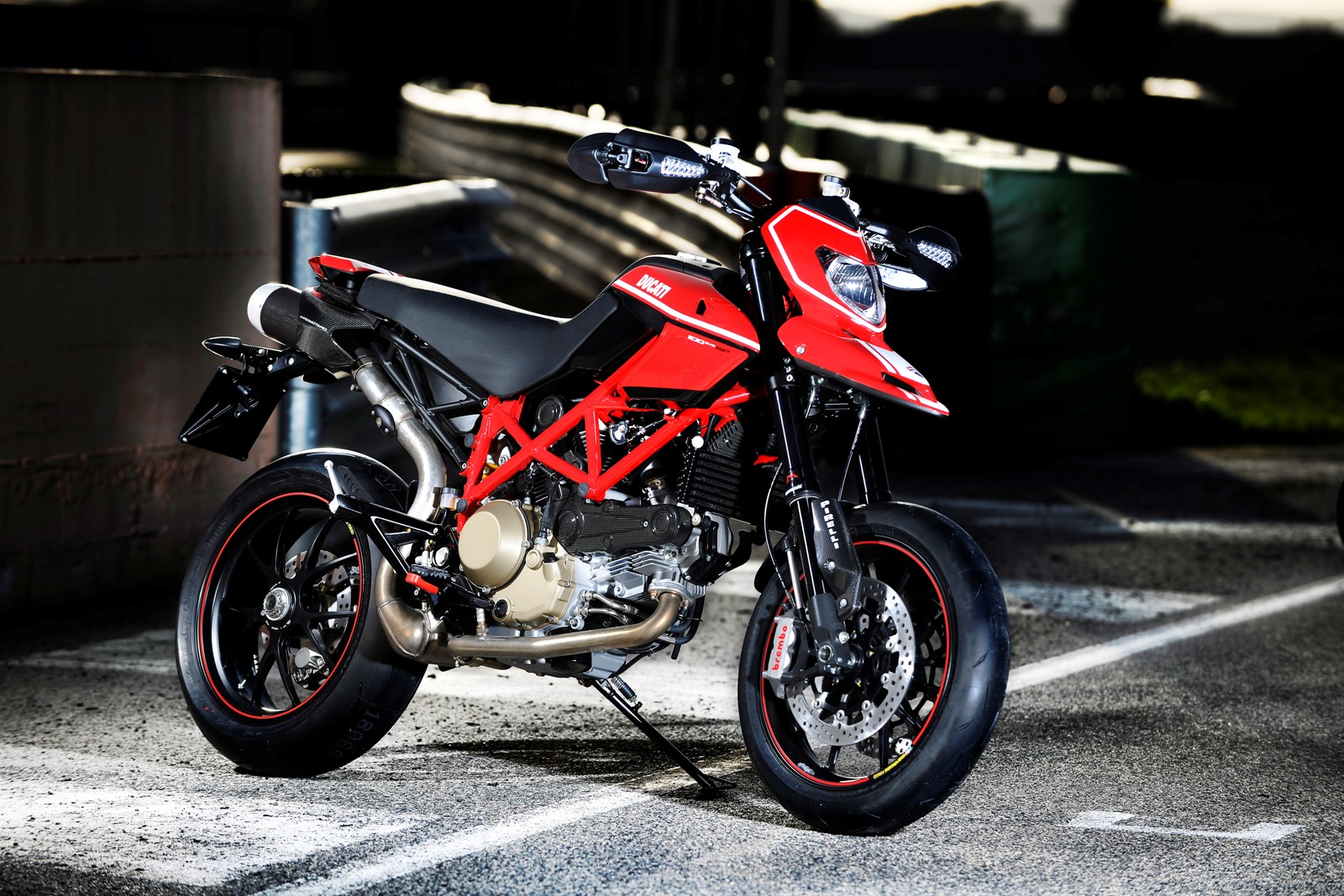 Ducati Hypermotard Evo Sp Pic Onlymotorbikes