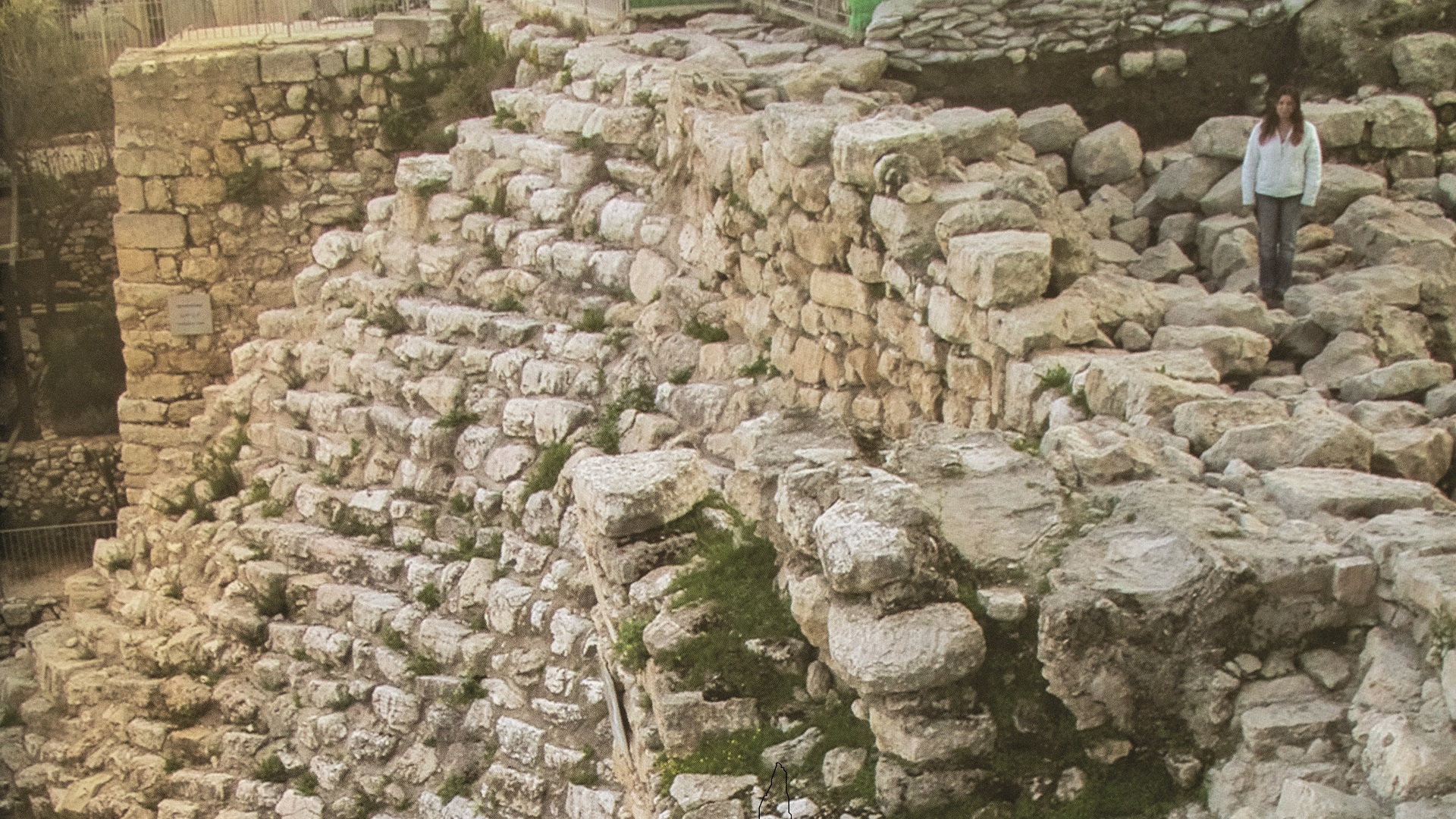 Discovered Nehemiah S Wall Watch Jerusalem