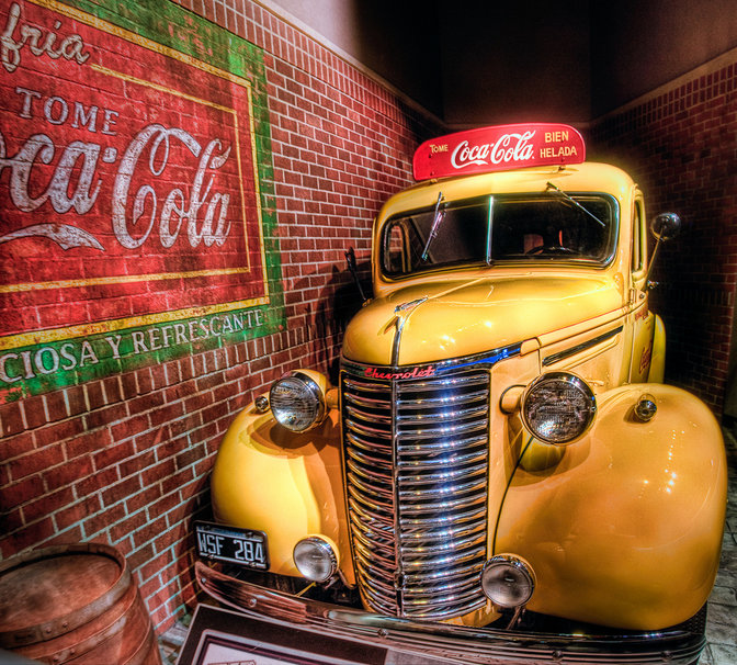 Old Coca Cola Truck Wallpaper